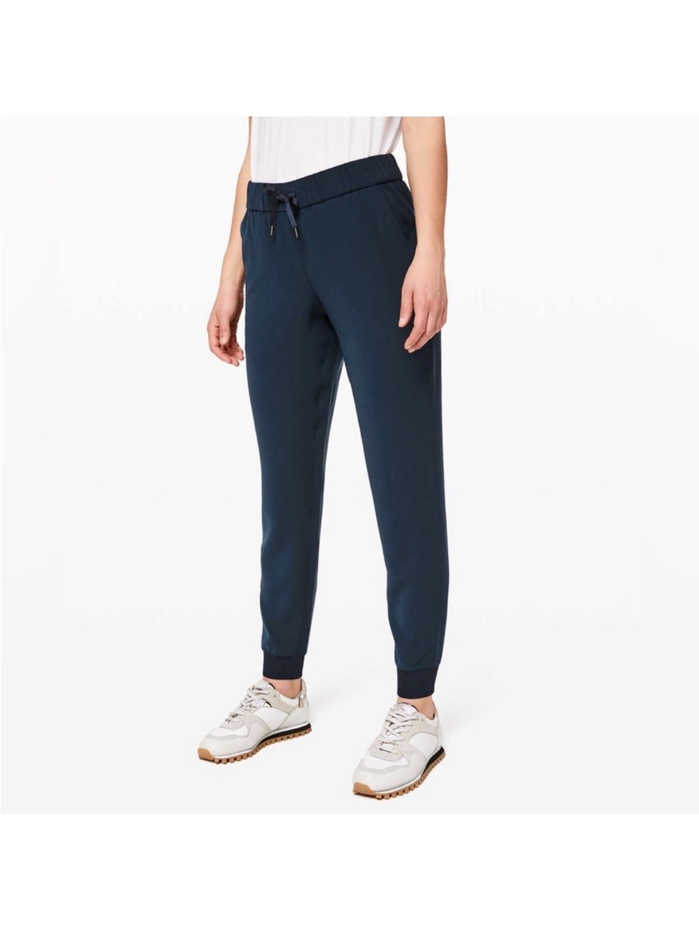 Lululemon Jogger - Picture 3 of 5